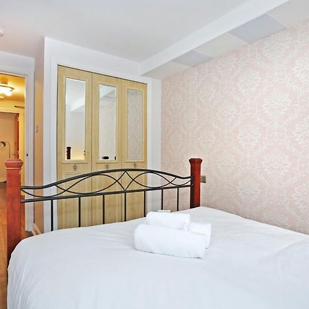 אדינבורו Altido 2Br Apartment With Free Parking, Near The Royal Mile מראה חיצוני תמונה